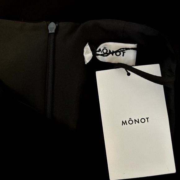 Monot Column Skirt Black - Picture 10 of 12